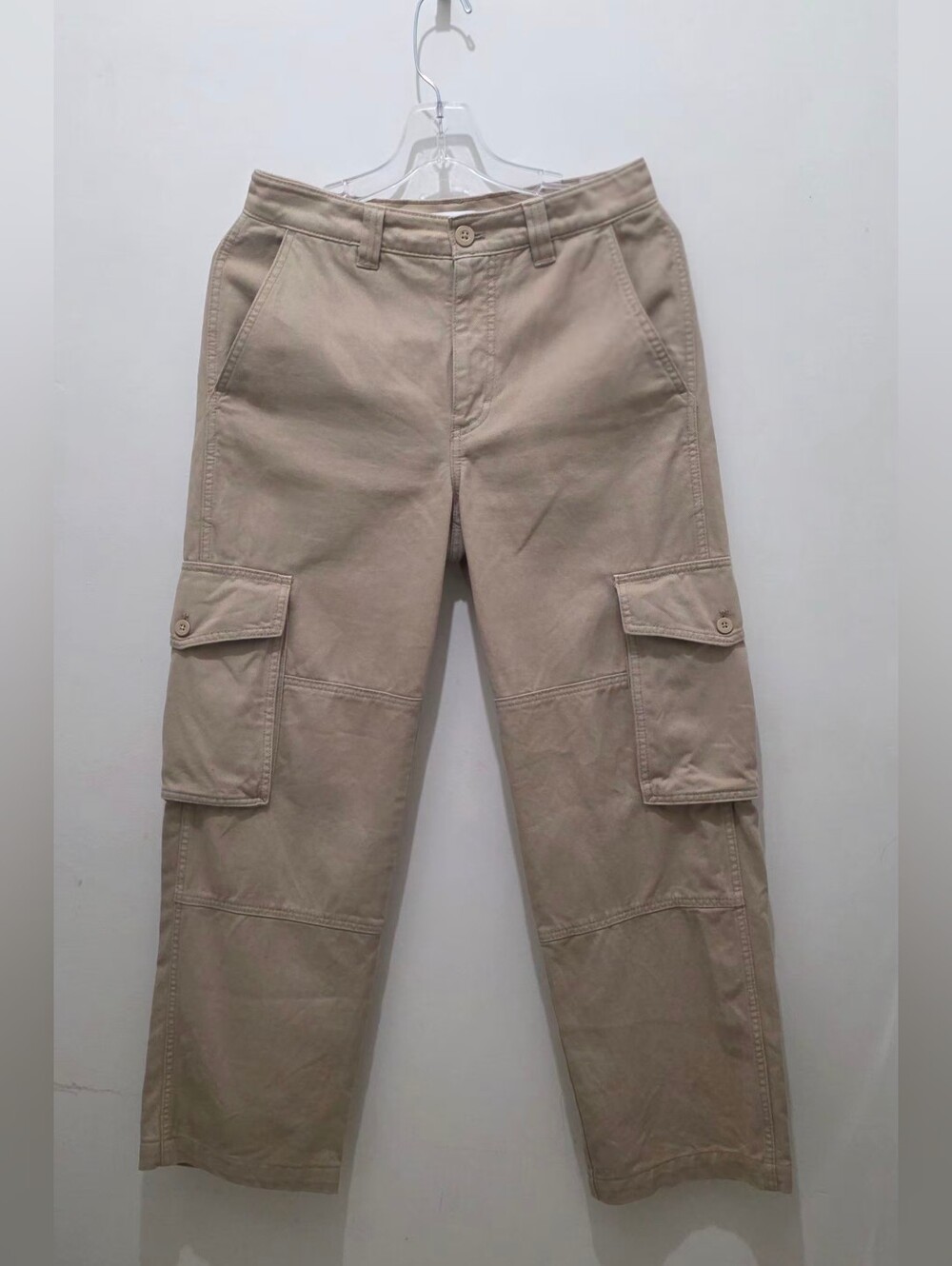Aritzia ( Tna)CARGO PANTS SIZE 4- 100% Cotton